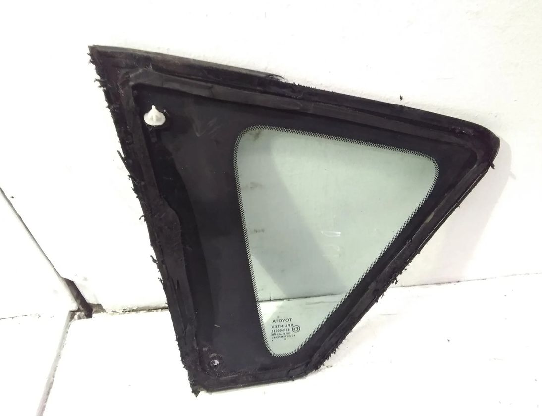 TOYOTA Corolla Verso 1 generation (2001-2009) Rear Right  Window 43R00048 27590058