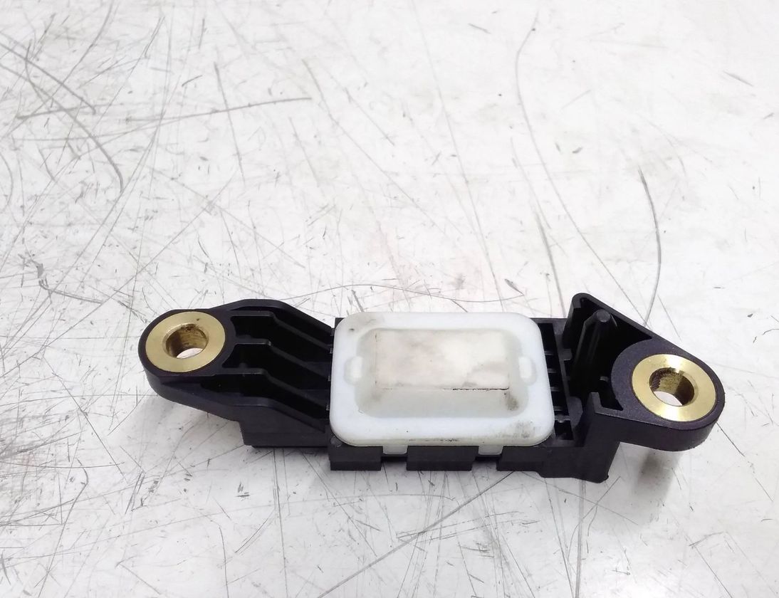 MERCEDES-BENZ CLS-Class C219 (2004-2010) Right Side Impact Sensor 0018209126 27610510