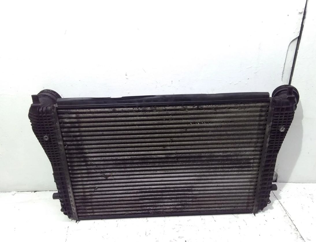 VOLKSWAGEN Golf 6 generation (2008-2015) Starpdzesētāja/interkūlera radiators 1K0145803T 27613343