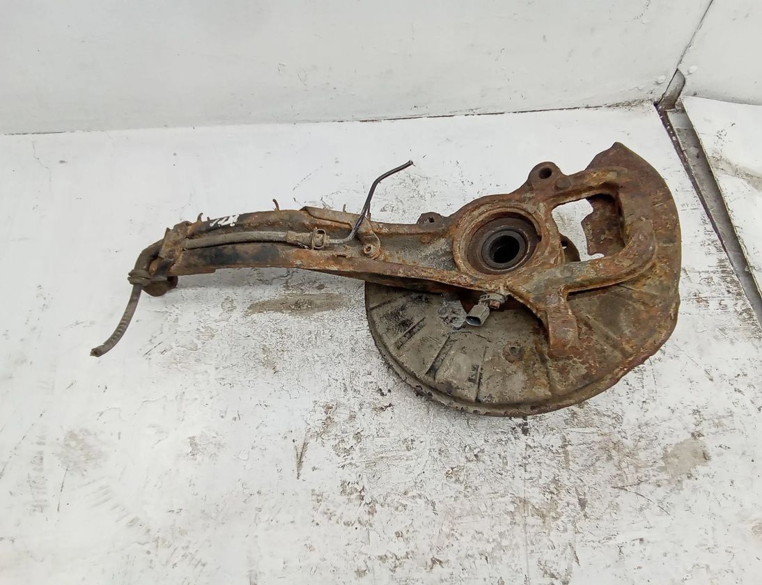 VOLKSWAGEN Touareg 1 generation (2002-2010) Front Left Wheel Hub 7L0407257A 27625560