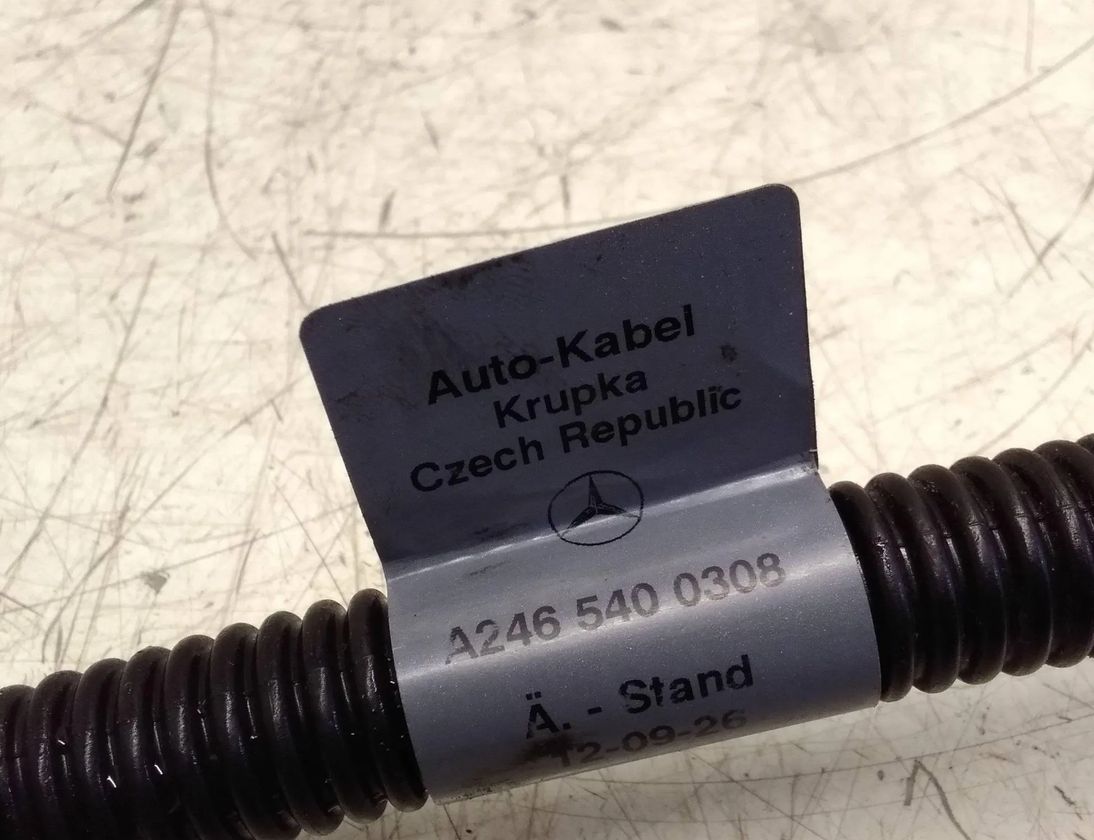 MERCEDES-BENZ GLA-Class X156 (2013-2020) Жгут проводов A2465400308 27638941