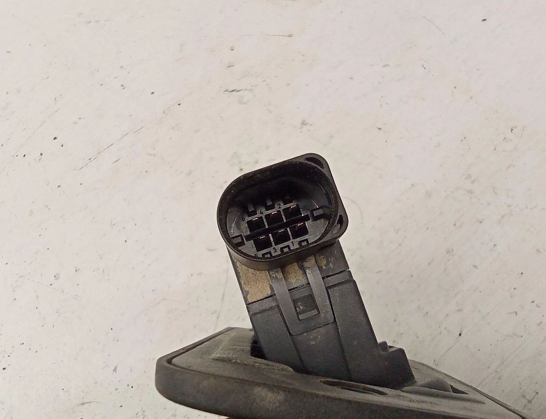 VOLKSWAGEN Caddy 3 generation (2004-2015) Durvju kontaktu savienotājs 2K5907496 27649737