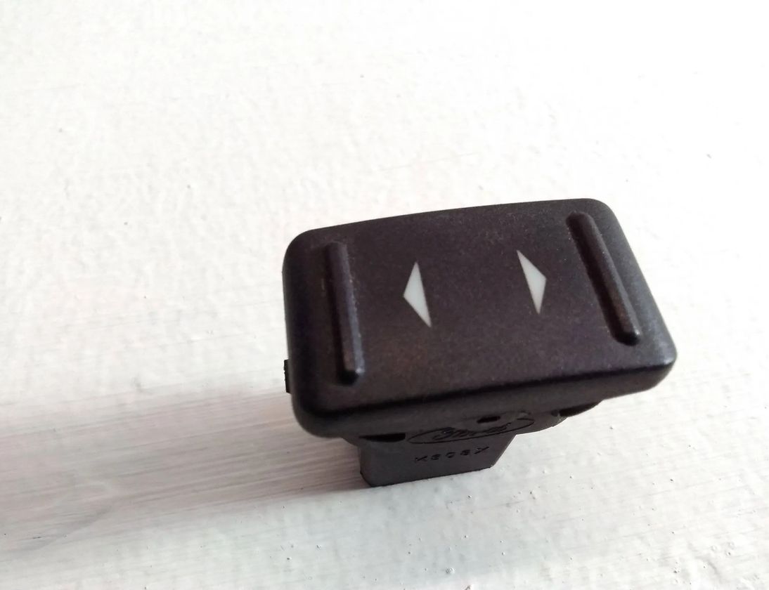 FORD C-Max 1 generation (2003-2010) Rear Right Door Window Control Switch 3M5T14529AA 27652507