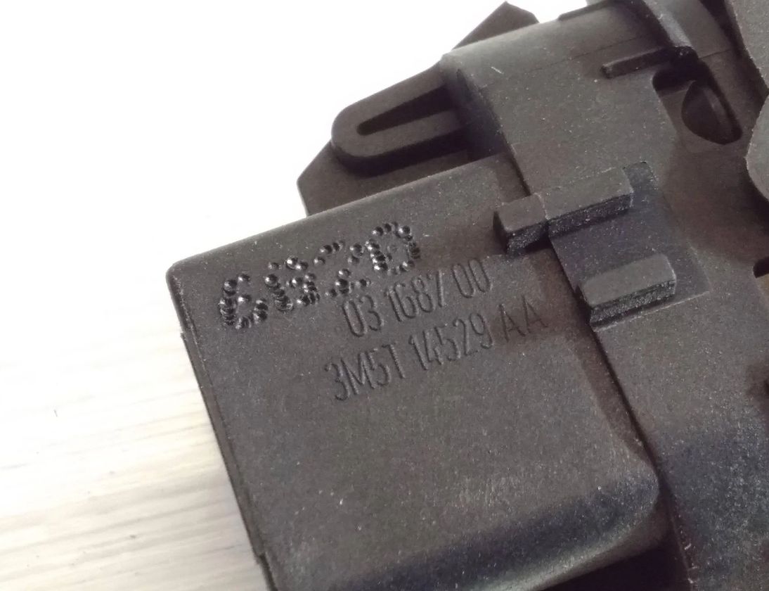 FORD C-Max 1 generation (2003-2010) Rear Right Door Window Control Switch 3M5T14529AA 27652507