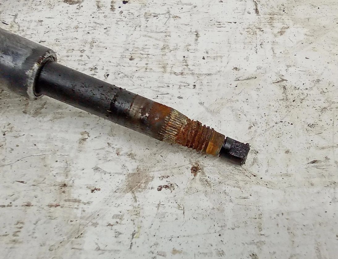 VOLKSWAGEN Caddy 3 generation (2004-2015) Моторчик заднего стеклоочистителя 1T0955711C 27676054