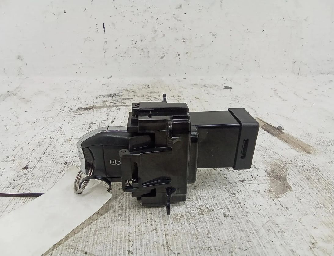 CITROËN C4 Picasso 2 generation (2013-2018) Ignition Lock 9800630080 27678902