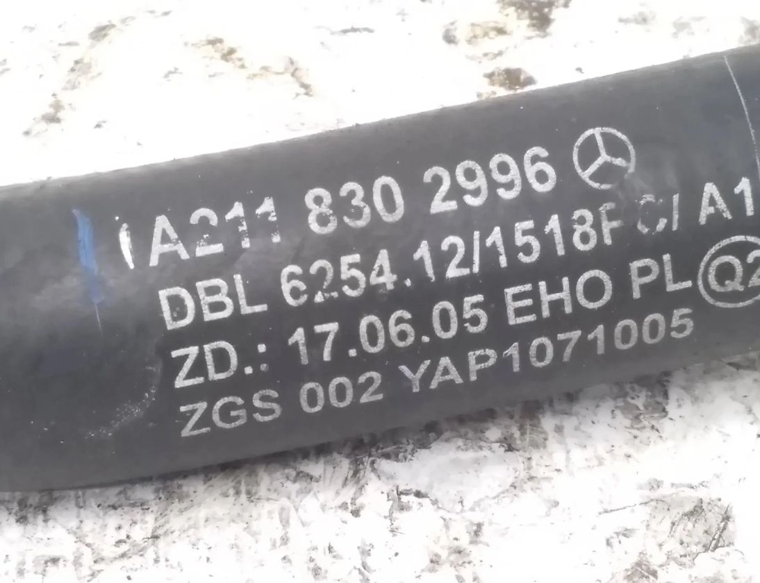 MERCEDES-BENZ CLS-Class C219 (2004-2010) Coolant Hose Pipe A2118302996 27683988