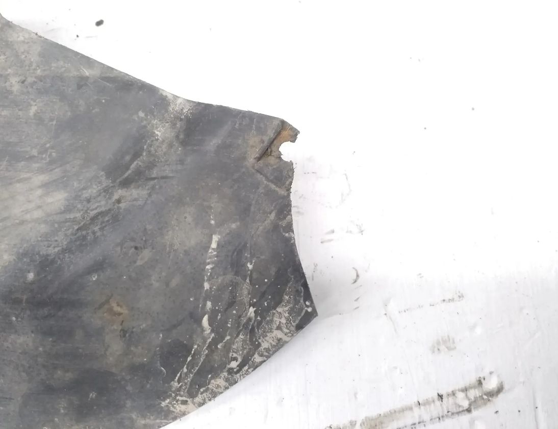 VOLKSWAGEN Passat B6 (2005-2010) Передний правый подкрылок 3C0805978 27696710