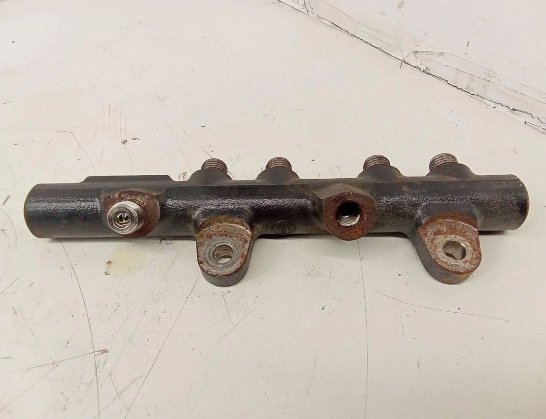 DACIA Dokker 1 generation (2012-2024) Топливная рейка 175215346R 27702206