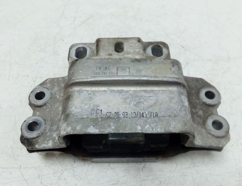 VOLKSWAGEN Golf 6 generation (2008-2015) Передняя подушка двигателя 1K0199555M 28531910