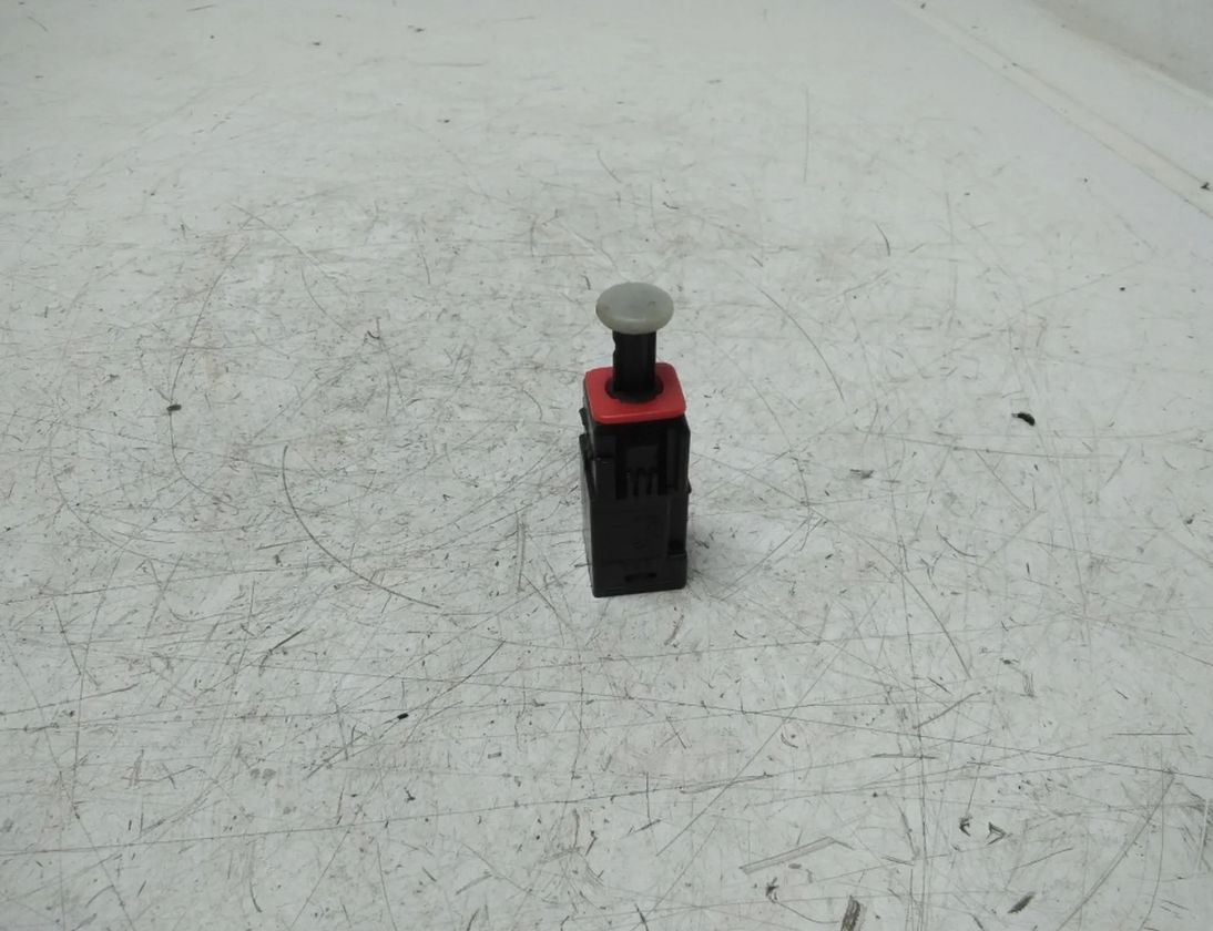 OPEL Astra H (2004-2014) Sajūga pedāļa sensors 869619858 28531983