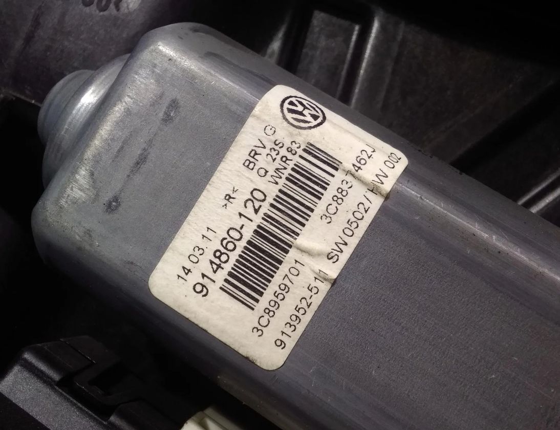 VOLKSWAGEN Passat B7 (2010-2015) Front Right Door Window Regulator 3C8959701 28675734