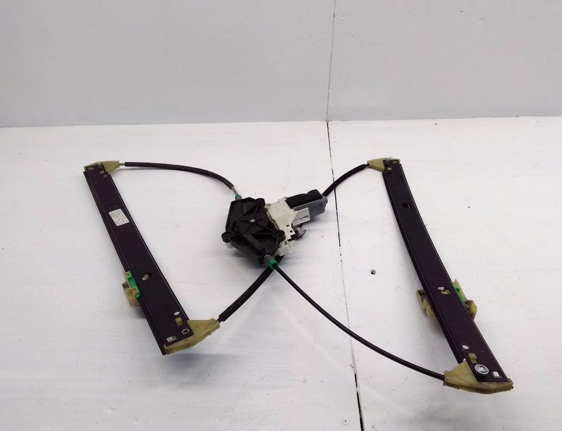 AUDI A4 B8/8K (2011-2016) Front Left Door Window Regulator 8K0959801A 28704578