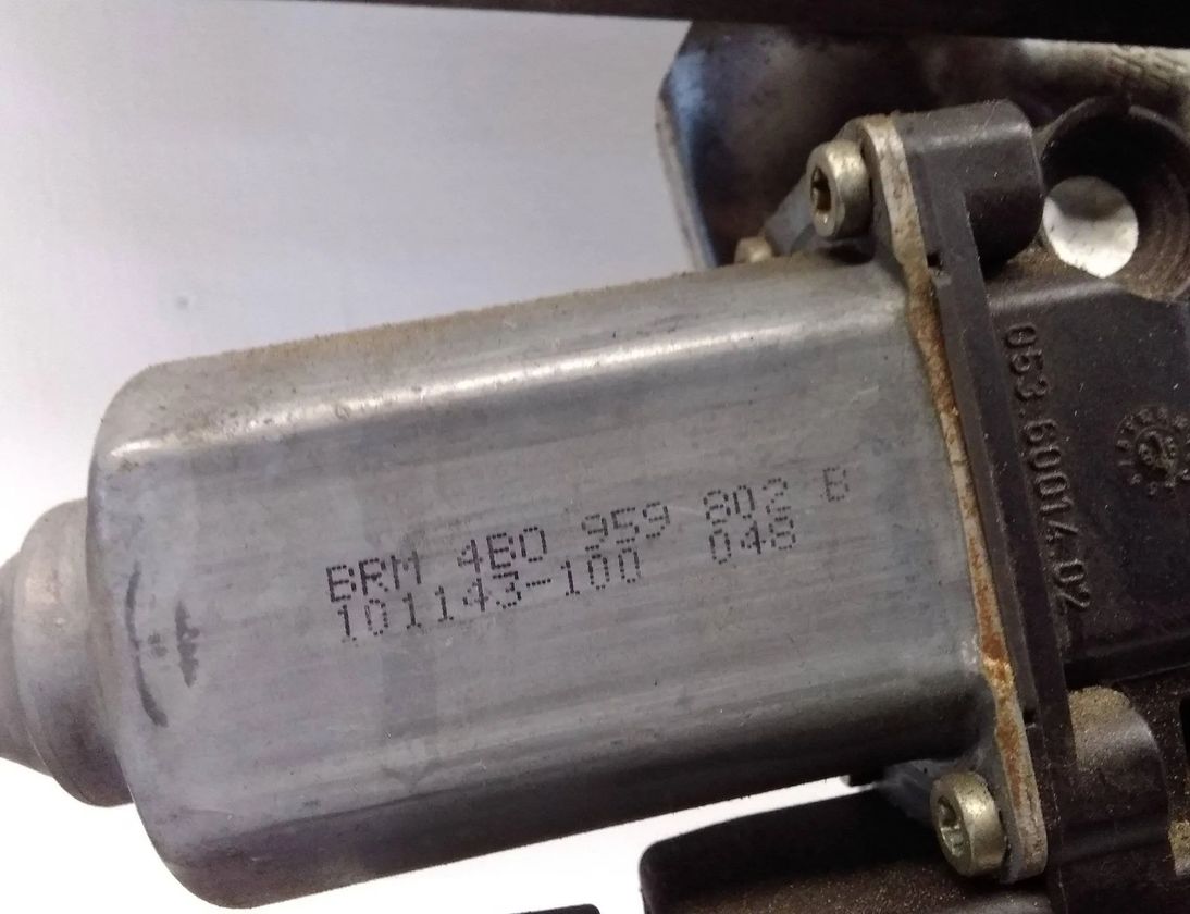 AUDI A6 C5/4B (1997-2004) Стеклоподъемник задней правой двери 4B0959802B 28704598