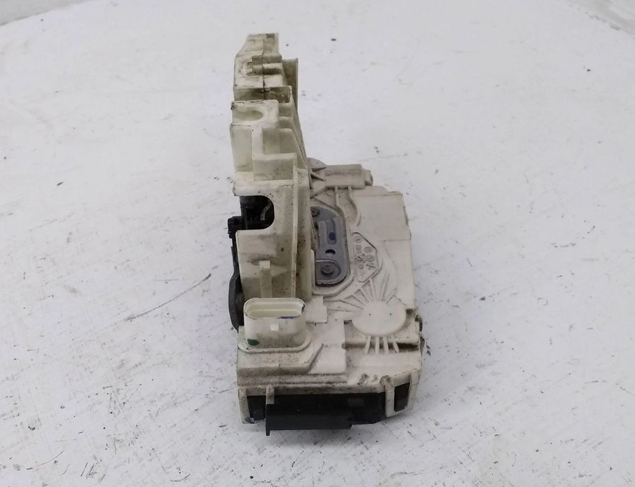 MERCEDES-BENZ E-Class W212/S212/C207/A207 (2009-2016) Rear Right Door Lock A2047301435 28716481