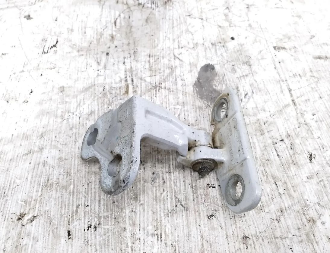 LAND ROVER Range Rover Velar 1 generation (2017-2024) Front left Door Hinge 228A65AE 28723720