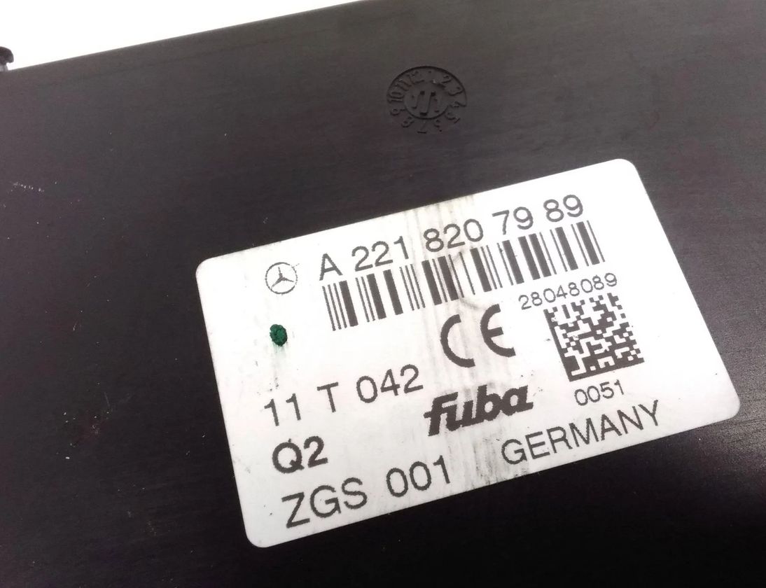 MERCEDES-BENZ S-Class W221 (2005-2013) Антенный модуль A2218207989 28736655