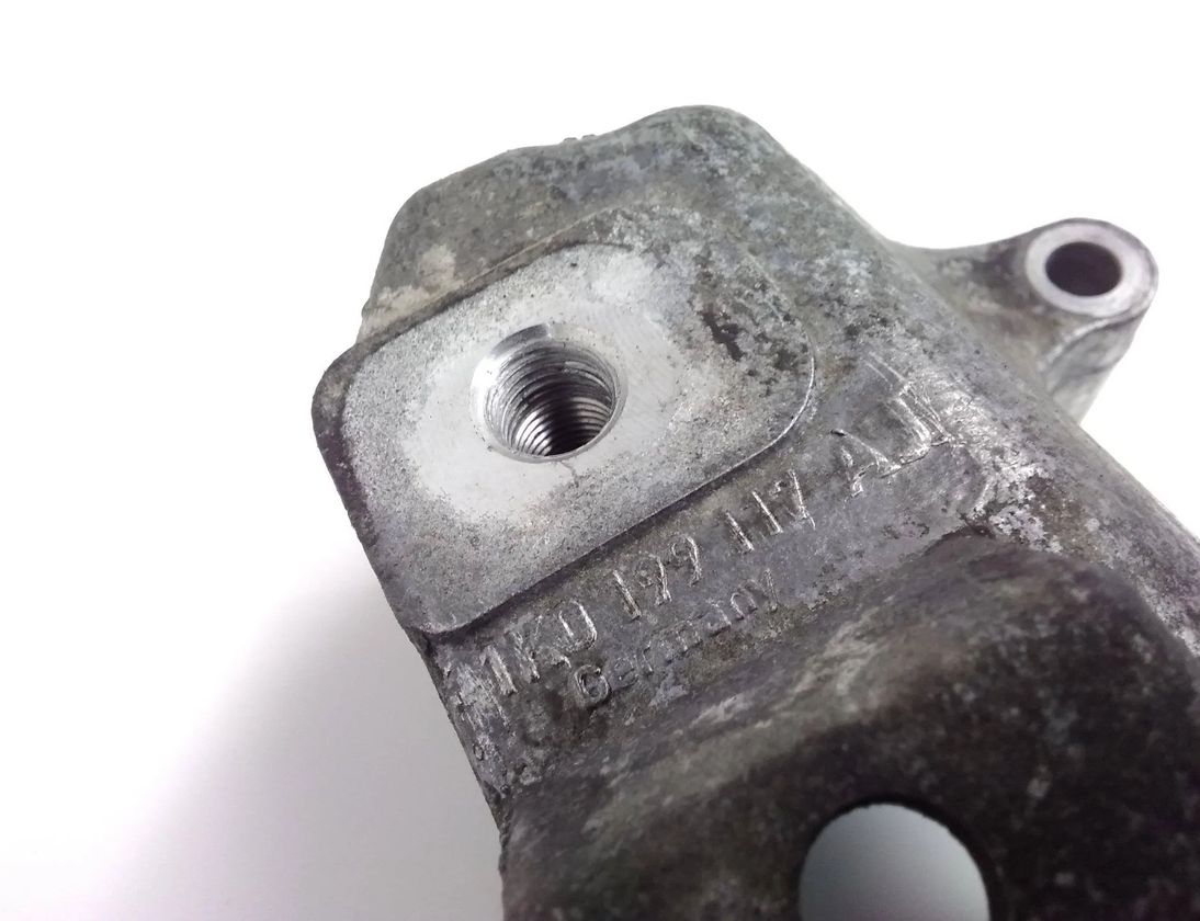 VOLKSWAGEN Caddy 3 generation (2004-2015) Gearbox Mount Bracket 1K0199117AJ 28741012