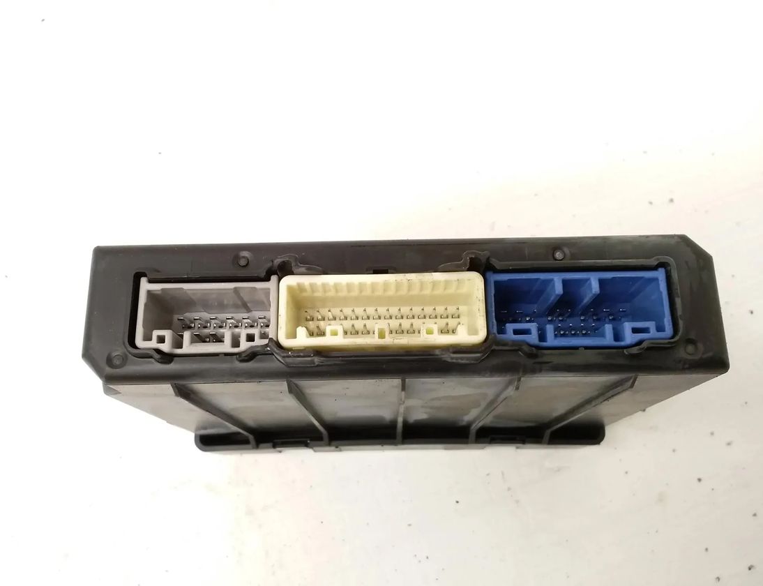 MAZDA 121 3 generation (1996-2000) Блок управления Комфорт G46C675X0 29490274