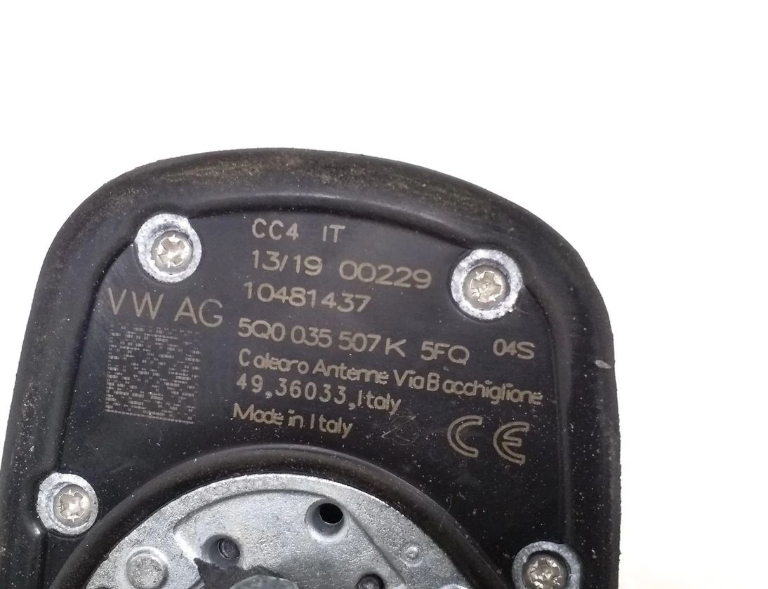 SKODA Karoq 1 generation (2017-2024) Antenna 5Q0035507K 29804093