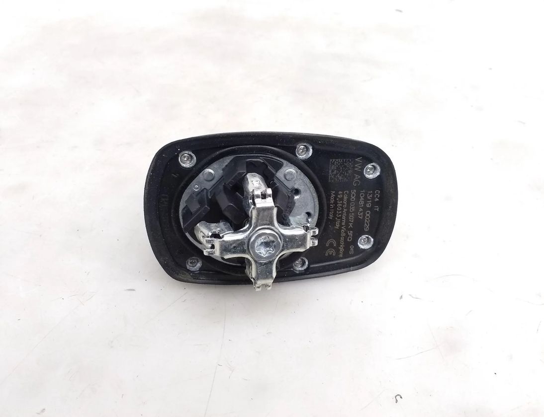 SKODA Karoq 1 generation (2017-2024) Antenna 5Q0035507K 29804093