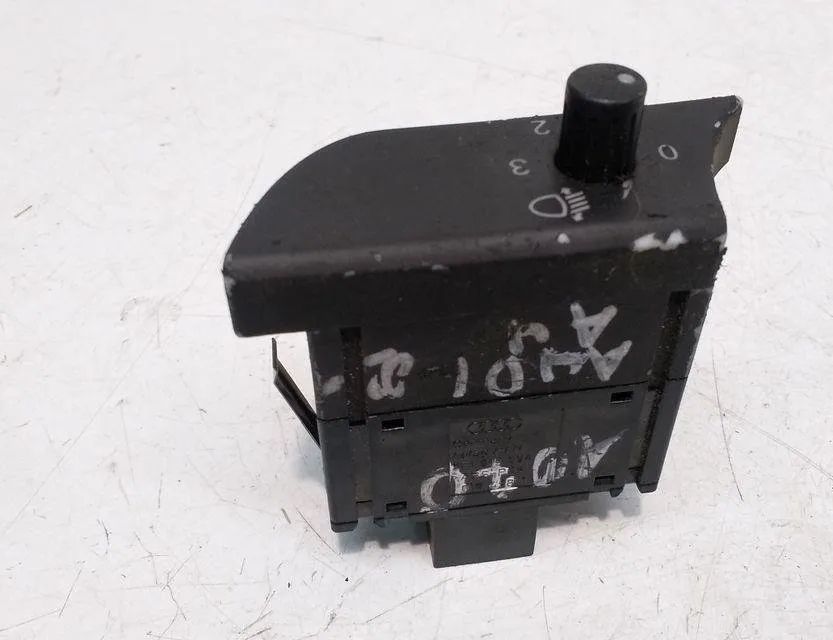 AUDI A6 C5/4B (1997-2004) Переключатель регулировки высоты фар 8E1919094 30915511