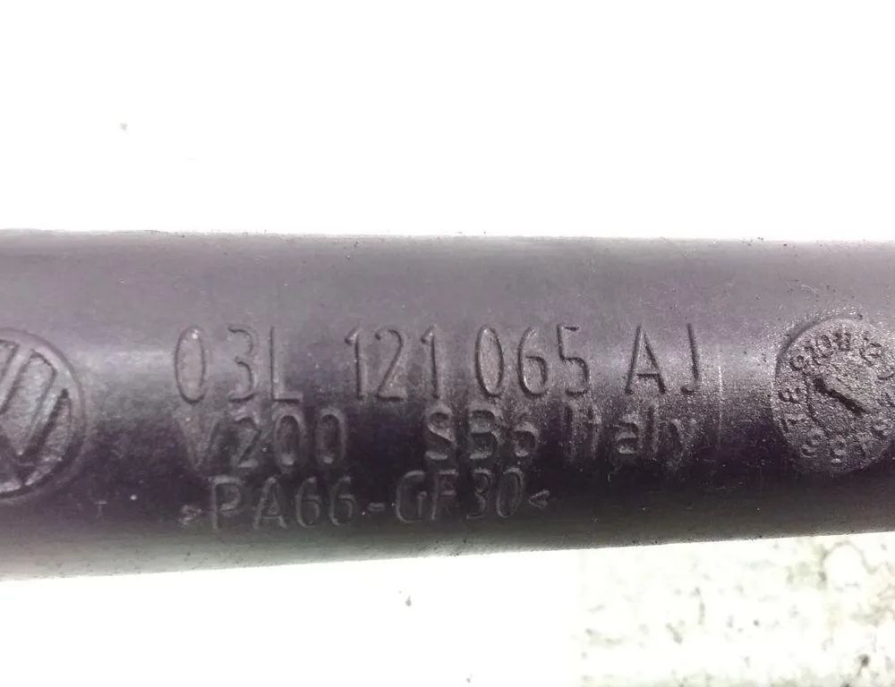 SKODA Yeti 1 generation (2009-2018) Coolant Hose Pipe 03L121065AJ 30959832