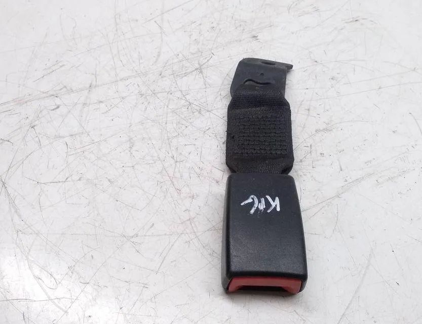 BMW 1 Series E81/E82/E87/E88 (2004-2013) Rear Left Seat Buckle 9117261 31044196