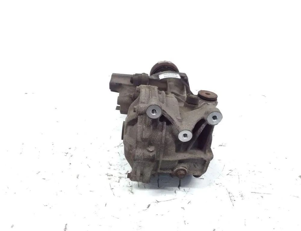 VOLVO XC60 1 generation (2008-2017) Aizmugurējais reduktors P1216684 31272602