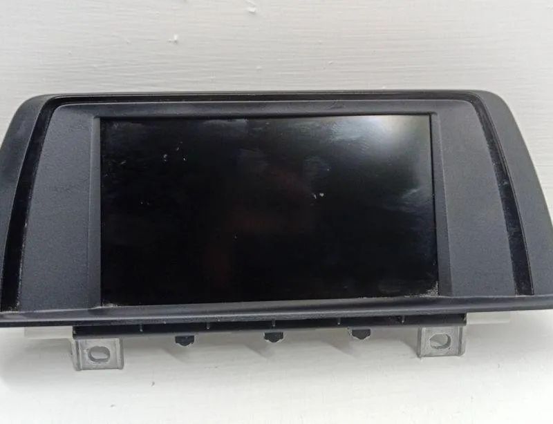 BMW 3 Series F30/F31 (2011-2020) Navigācijas displejs 9270393 31496379