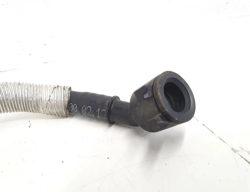 AUDI A5 F5 (2016-2024) Вакуумная труба 8S2611931 31515845