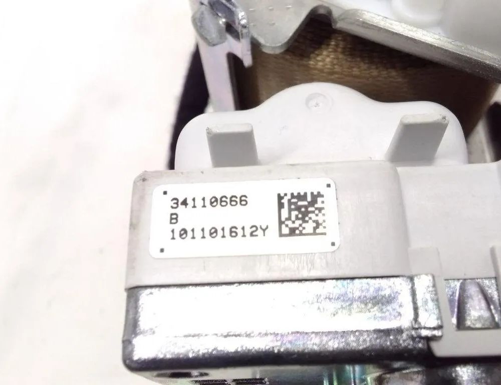 MERCEDES-BENZ S-Class W221 (2005-2013) Front Left Seatbelt 34056322B 31614669