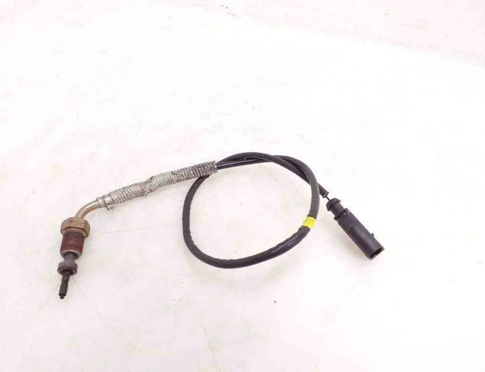 VOLKSWAGEN Passat B8 (2014-2023) Exhaust gas temperature sensor 04L906088AR 32434739