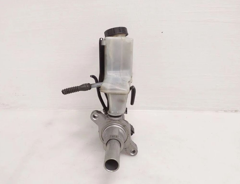 VOLKSWAGEN Tiguan 2 generation (2016-2024) Brake Cylinder 5Q2611301H 32757821