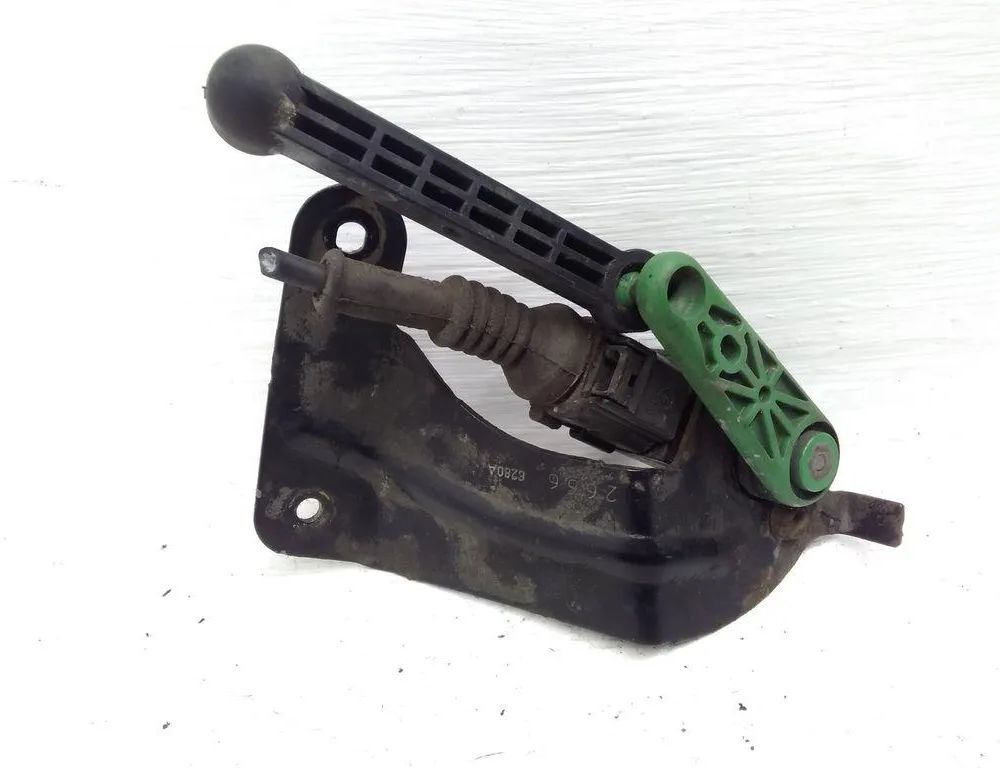 VOLKSWAGEN Tiguan 2 generation (2016-2024) Priekšējais kreisais līmeņa sensors 5Q0907503 32782863