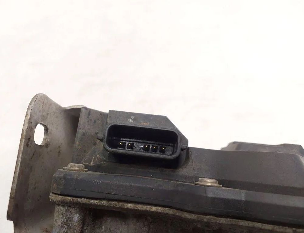 NISSAN X-Trail T32 (2013-2022) Дроссельная заслонка 50885503 32856931