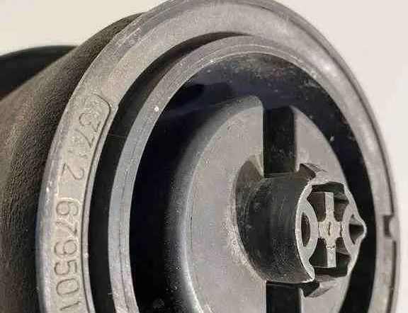 BMW X5 F15 (2013-2018) Rear Right Air Suspension Cushion 37126790079,37126795013,F309000101,6795013,37126790078,37107850225,783156,37126773664,37126774041 32708158