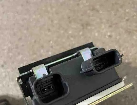 NISSAN X-Trail T32 (2013-2022) Управление топливным насосом 169109238R 32710242