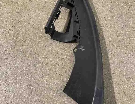 AUDI A8 D2/4D (1994-2002) Молдинг двери передний правый 4H2867588A,4H0867610A,4H0867588A 32710379