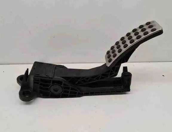 MERCEDES-BENZ R-Class W251 (2005-2017) Педаль газа A1643000104 32710724