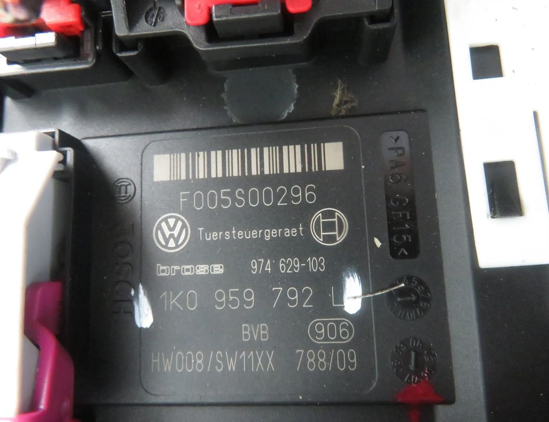 SEAT Leon 2 generation (2005-2012) Front Right Door Window Regulator 1P0867436,1T0959702F,1P0837402D 28568475