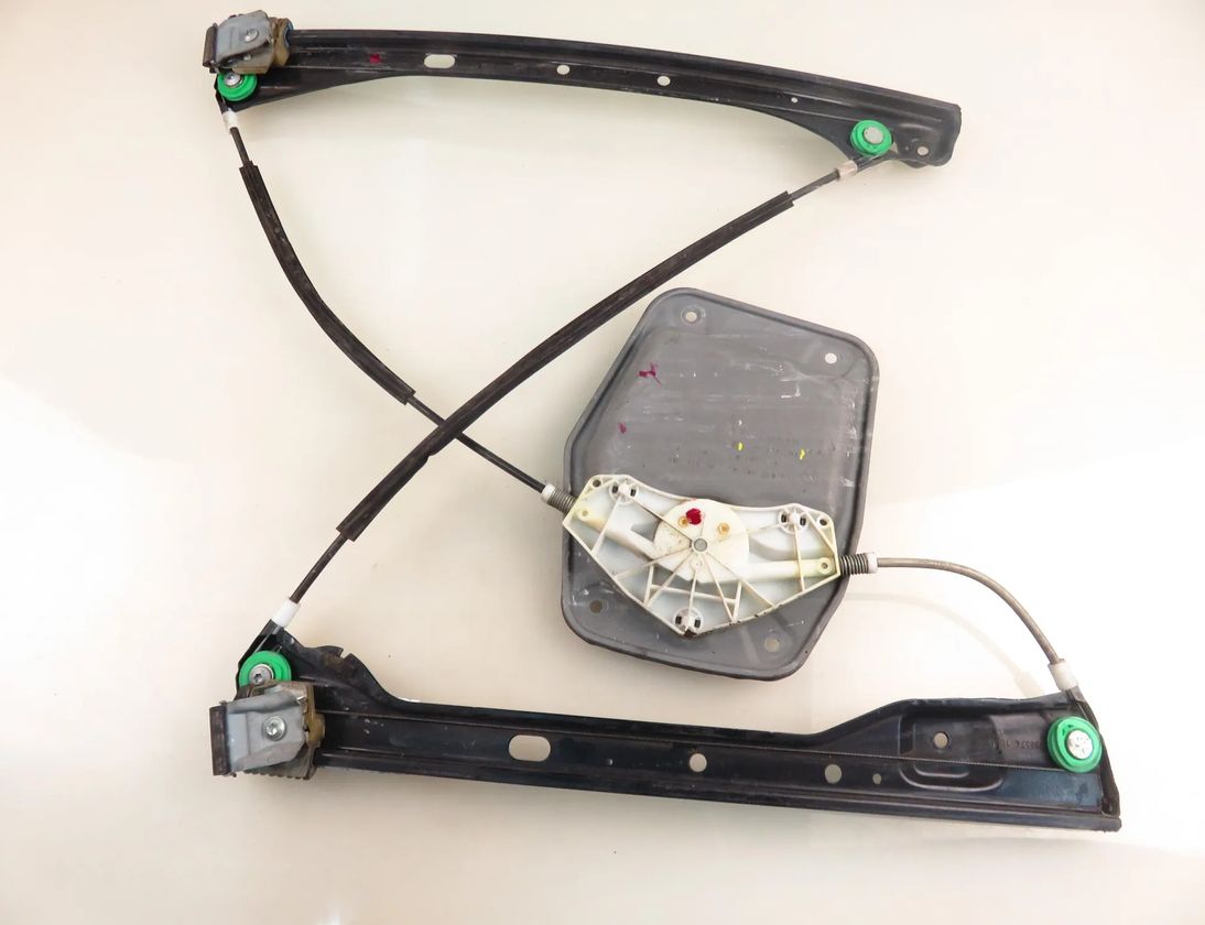 VOLKSWAGEN Golf Plus 1 generation (2004-2009) Front Left Door Window Regulator 1K0959793G,5M0837461,5M1837401D 30639468