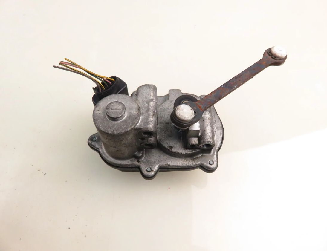 AUDI A4 B8/8K (2011-2016) Vārsta vadības motorīts A2C53289031,059129086L 30744277