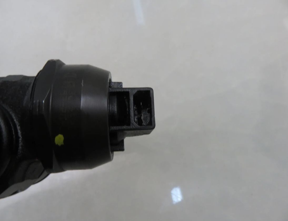 VOLKSWAGEN Sharan 1 generation (1995-2010) Oil Injector 038130073AK 32993993