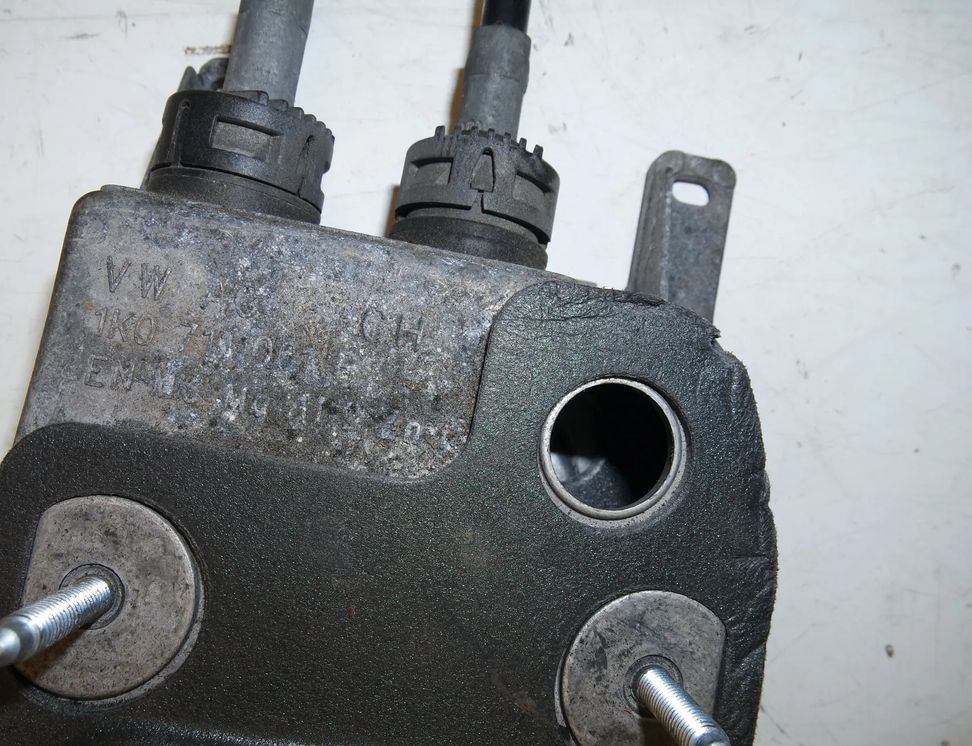 AUDI TT 8J (2006-2014) Pārnesumu pārslēgšanas mehānisms 1k0711049cj 12096151