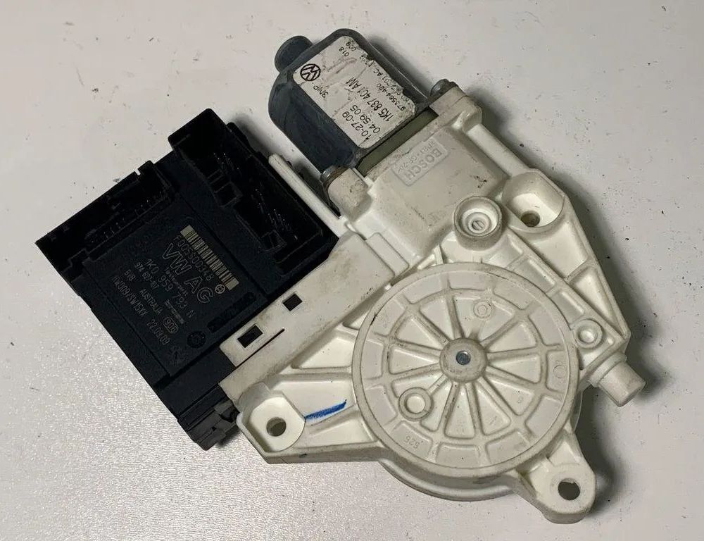 VOLKSWAGEN Variant VII TDI (2014-2024) Front Left Door Window Regulator Motor 1K0959793N,1K0959701AC 30671176