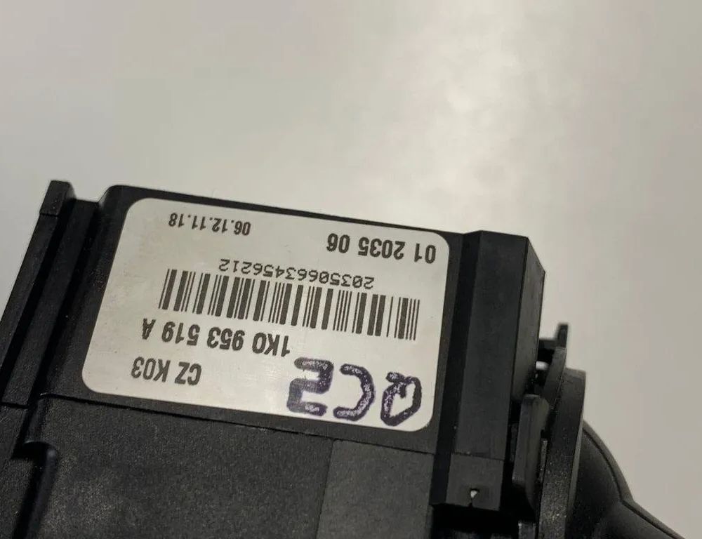 SKODA Octavia 2 generation (2004-2013) Stikla tīrītāja rokturis 1K0953519A 30673402