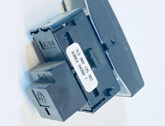 VOLKSWAGEN Touareg 1 generation (2002-2010) Центральный замок 7L6962125 30681819