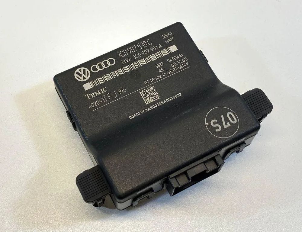 VOLKSWAGEN Passat B6 (2005-2010) Vārtejas vadības bloks 3C0907530C 30681909