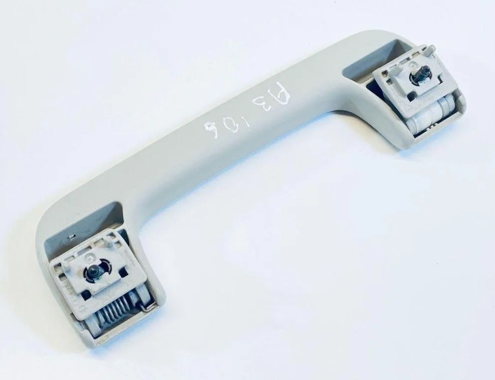 AUDI A3 8P (2003-2013) Ручка крыши (передняя левая) 8P0857607C 30683410